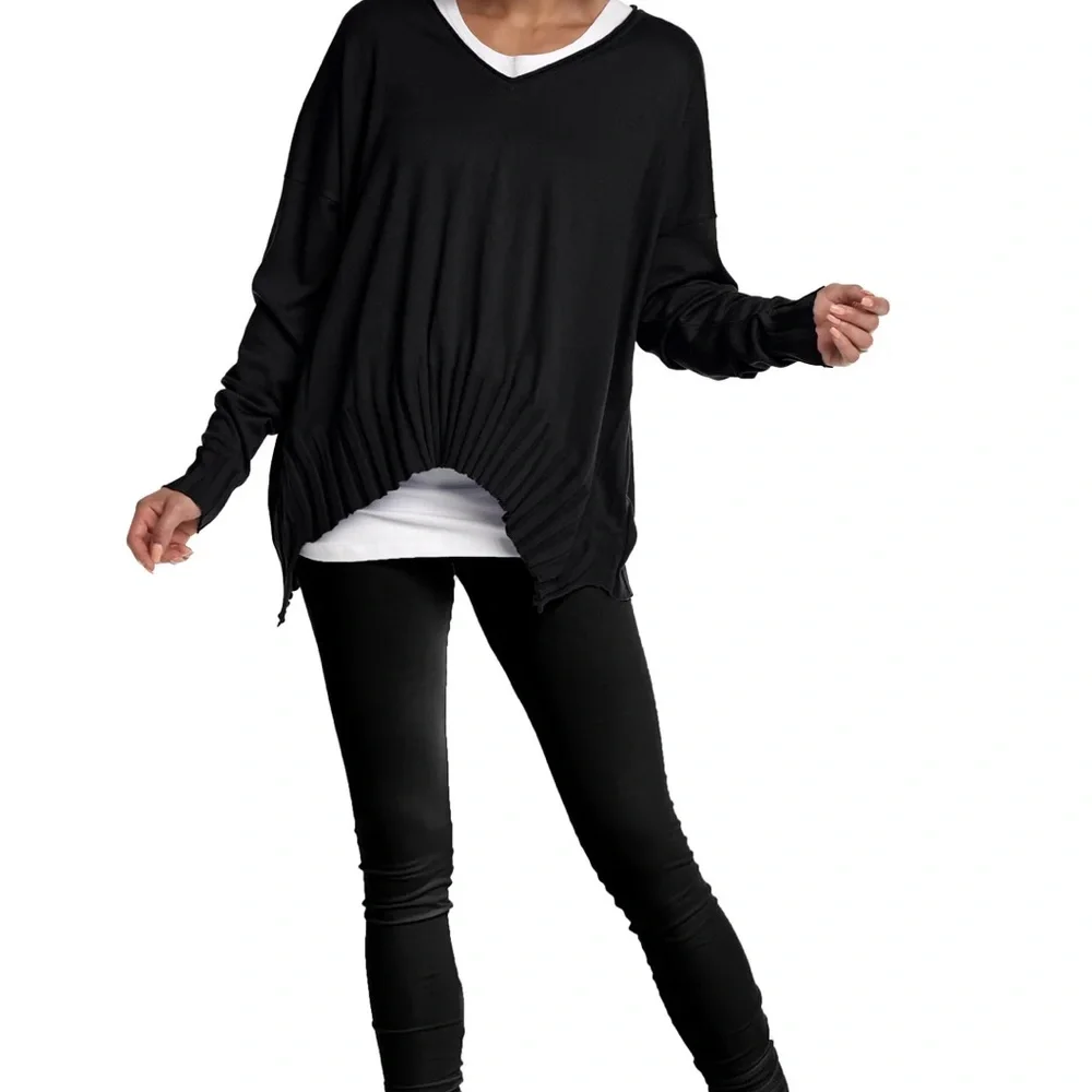 Planet by Lauren G V-Neck Ribbed Asymmetrical Sweater Blue OSFM